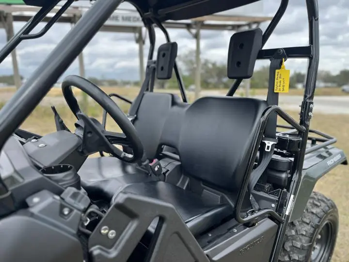 2025 Honda® Pioneer 520 - Photo 12
