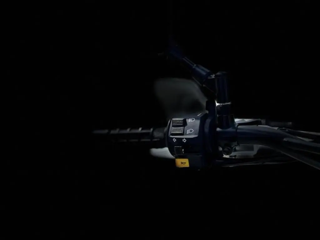 2024 Suzuki DR650S - Photo 15