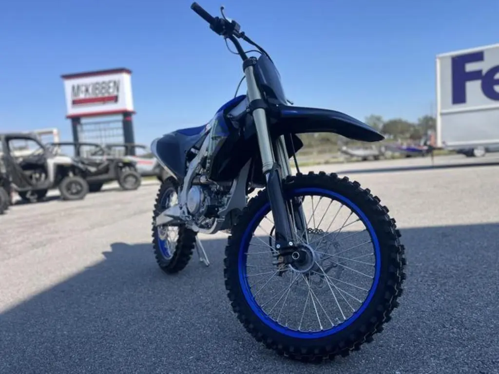 2025 Yamaha YZ450F Monster Energy Yamaha Racing Edition - Photo 11