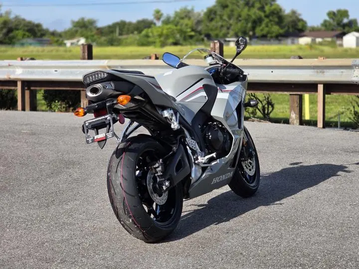 2026 Honda® Cbr600rr - Photo 18