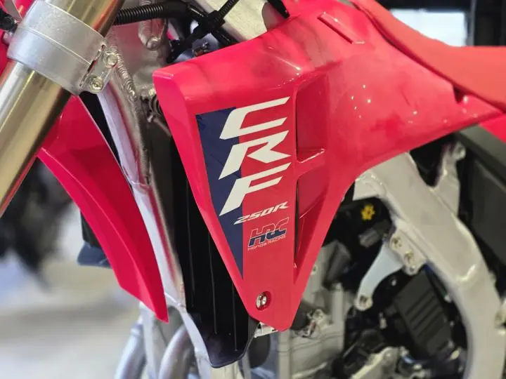 2026 Honda® Crf250R - Photo 5