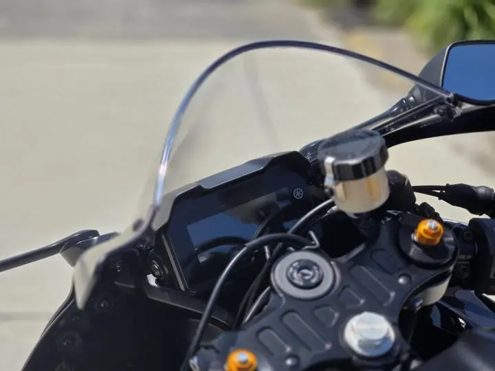 2025 Yamaha Yzf-R7 - Photo 17