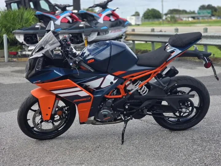 2024 Ktm Rc 390 - Photo 6