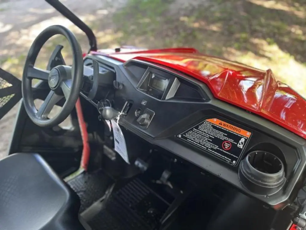 2025 Honda® Pioneer 520 - Photo 12
