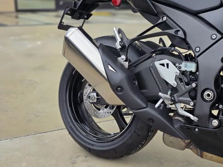 2025 Kawasaki Ninja ZX-10R ABS - Photo 13