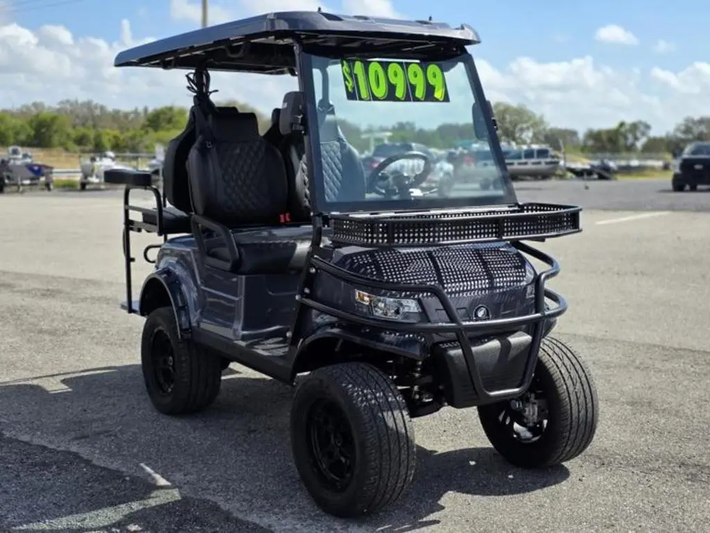 2024 Epic Carts E40L - Photo 11