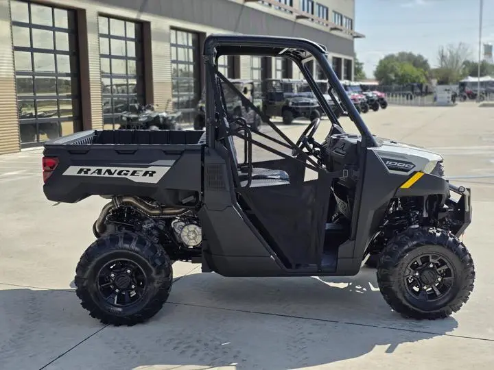 2025 Polaris® Ranger 1000 Premium - Photo 10