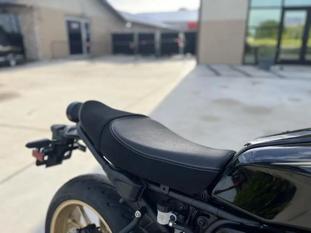 2024 Yamaha XSR700 - Photo 13