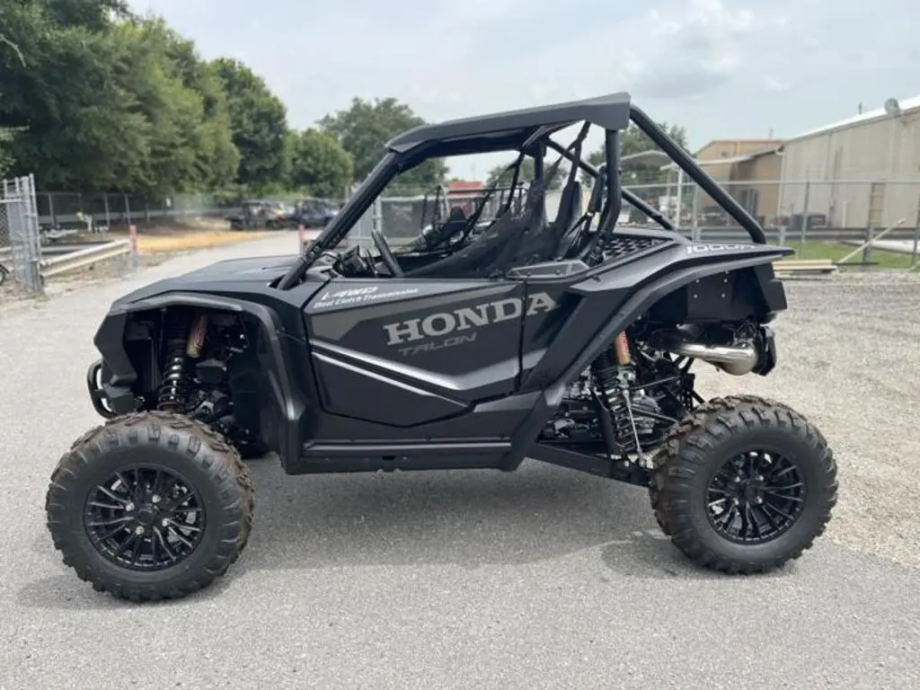 2024 Honda® Talon 1000R - Photo 5