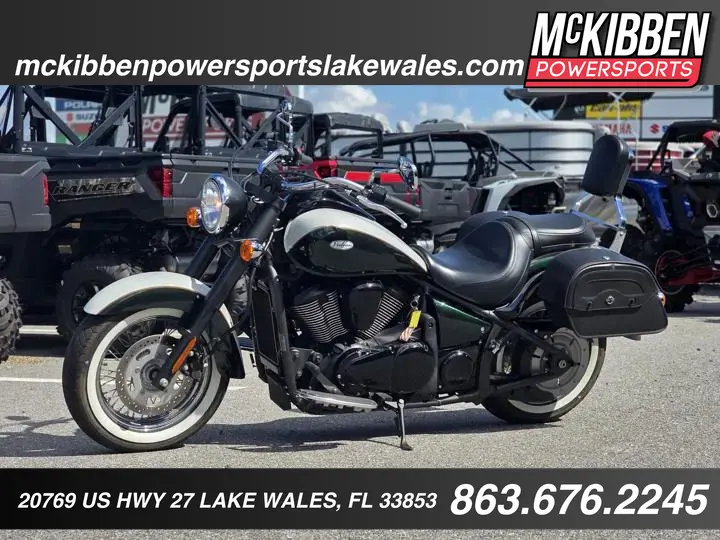 2022 Kawasaki Vulcan 900 Classic