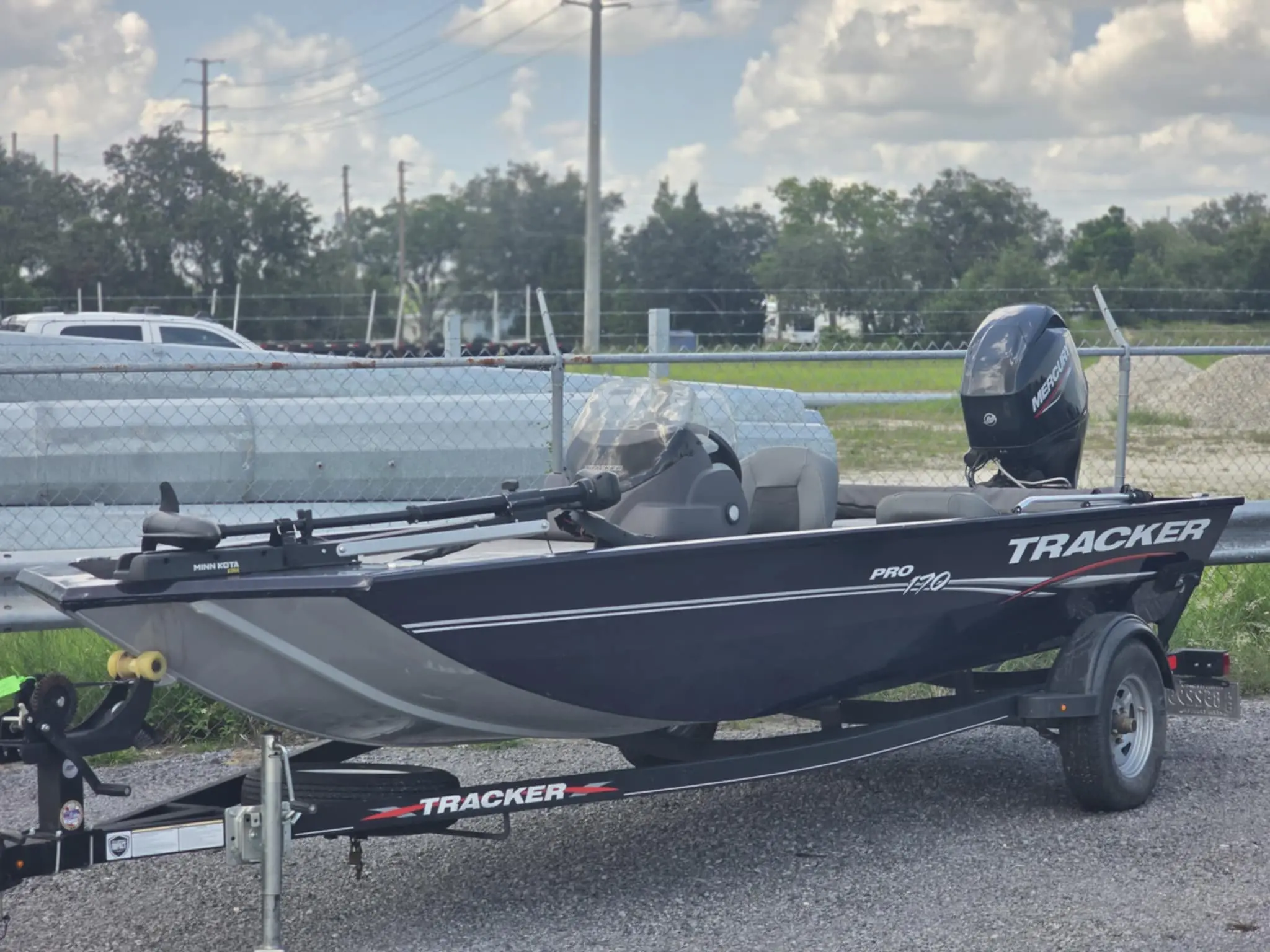 2022 Tracker® Boats Pro 170 - Photo 2
