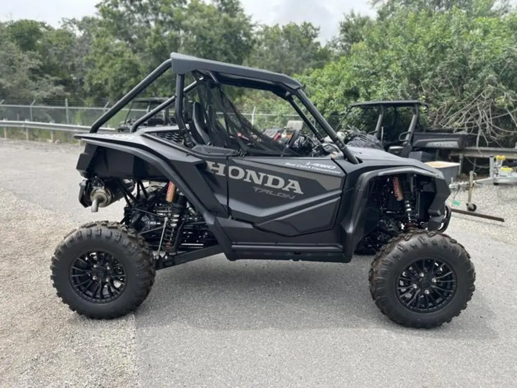 2024 Honda® Talon 1000R - Photo 9
