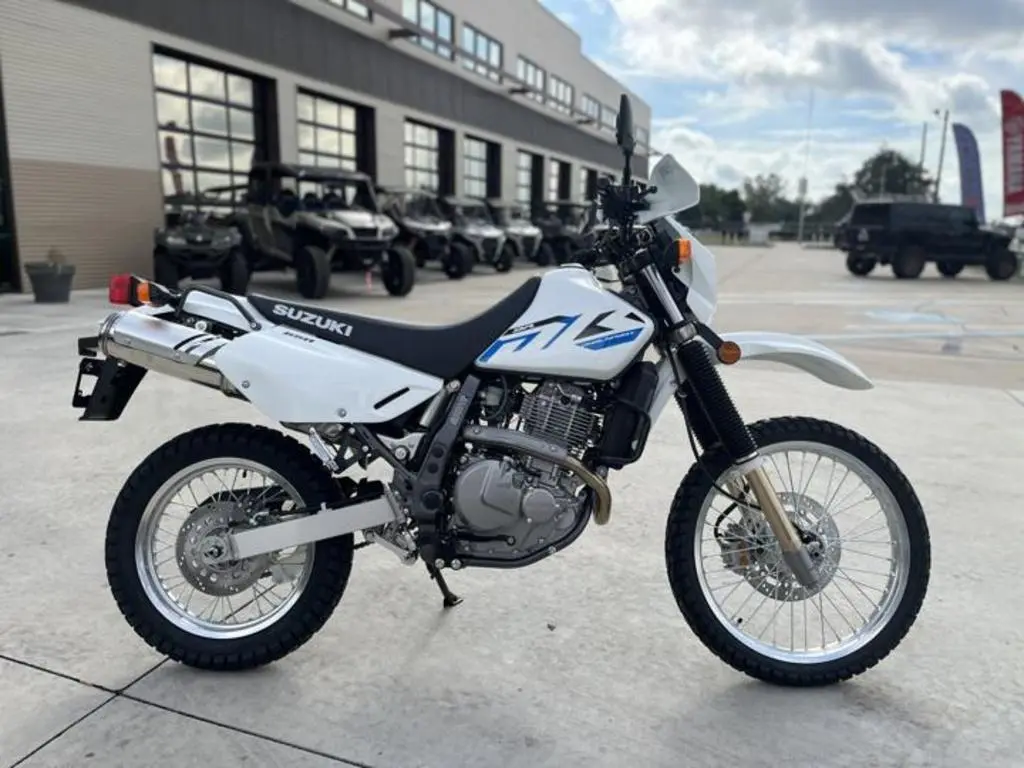2024 Suzuki DR650S - Photo 10