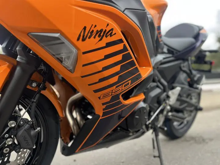 2025 Kawasaki Ninja 650 Abs - Photo 5
