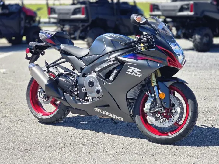 2026 Suzuki Gsx-R750 - Photo 19