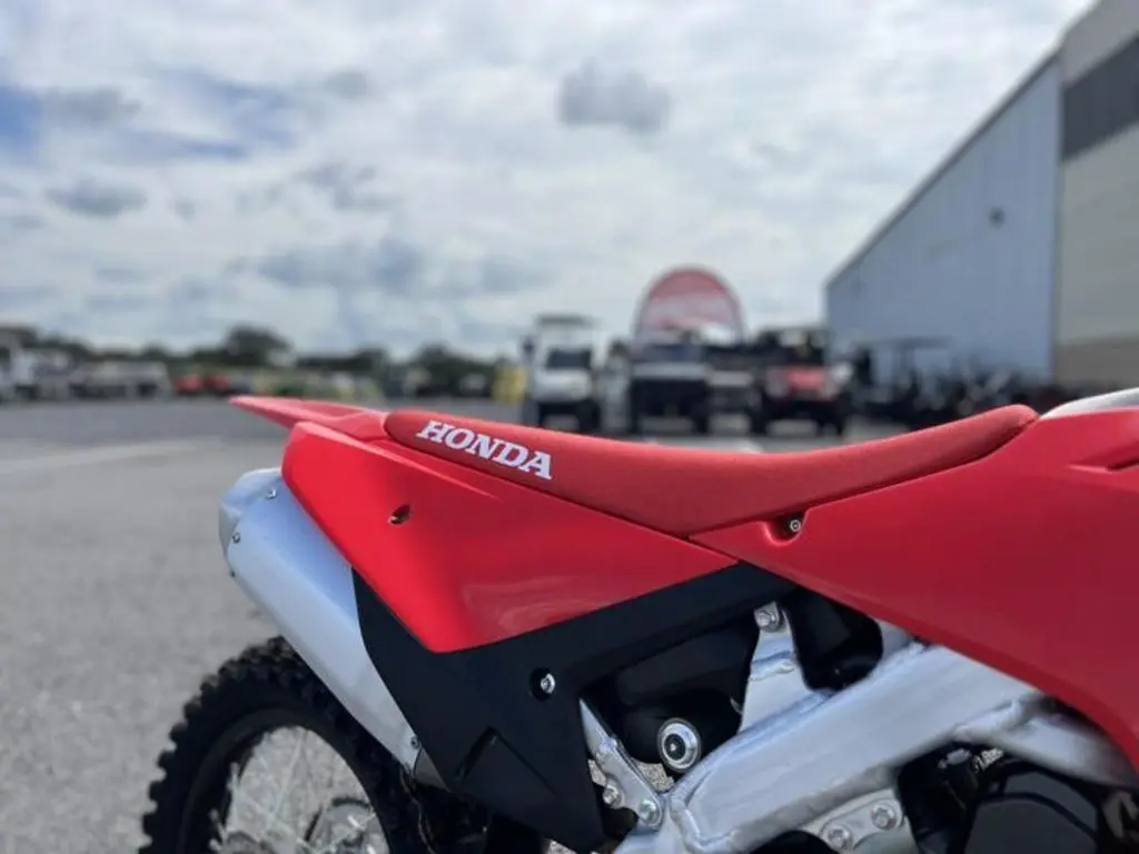 2025 Honda® CRF450R - Photo 13