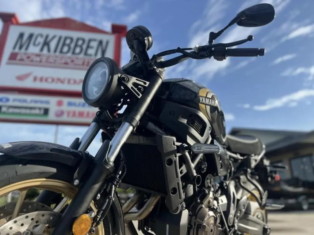 2024 Yamaha XSR700 - Photo 4