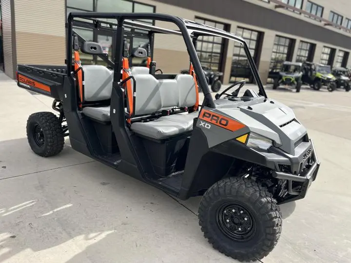 2025 Polaris® Pro XD Full-Size Gas Crew - Photo 9