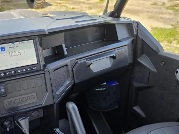2025 Polaris® General Xp 4 1000 Ultimate - Photo 17