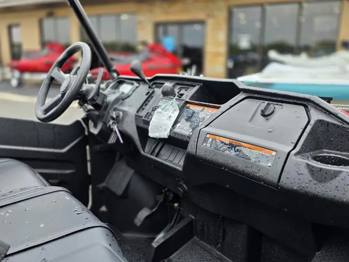 2025 Honda® Pioneer 1000-5 - Photo 15