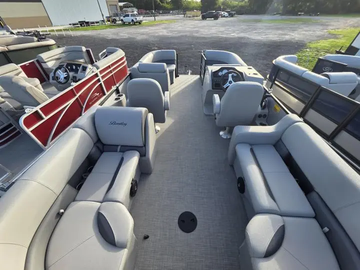 2025 Bentley Pontoons Legacy 203 Navigator Tritoon - Photo 17