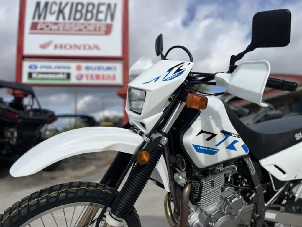 2024 Suzuki DR650S - Photo 4