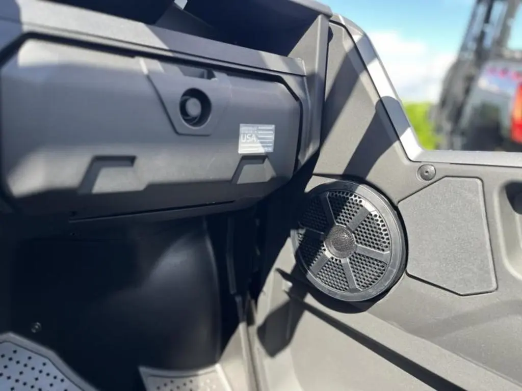 2025 Yamaha Wolverine RMAX2 1000 XT-R - Photo 18