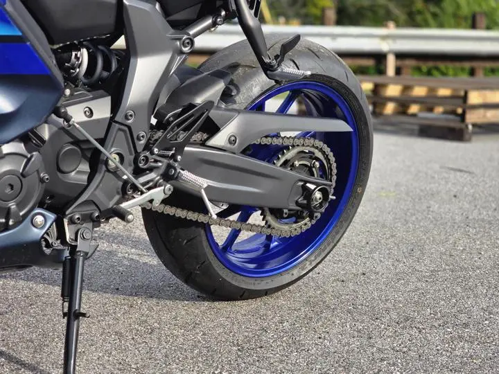 2024 Yamaha Yzf-R7 - Photo 6