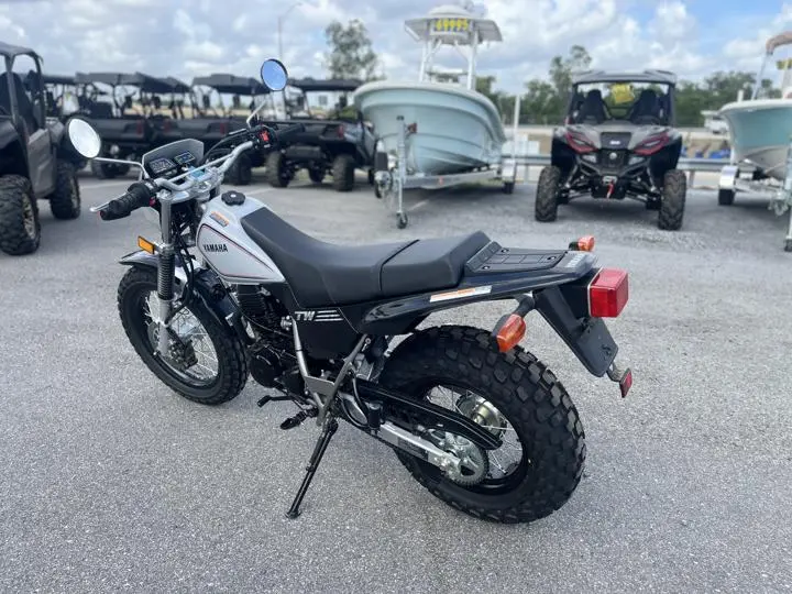 2025 Yamaha Tw200 - Photo 6