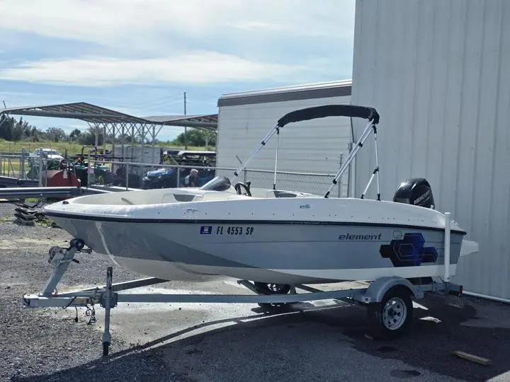 2020 Bayliner Element E16 - Photo 2