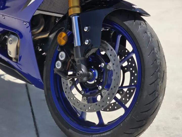 2025 Yamaha Yzf-R7 - Photo 13