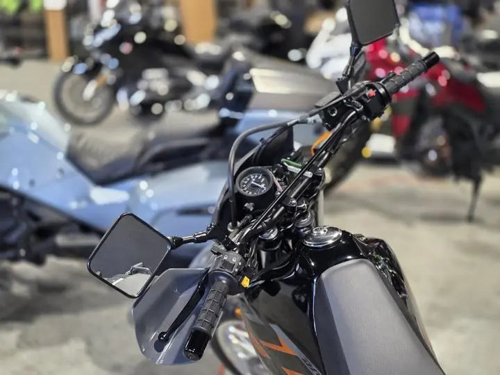 2024 Suzuki DR650S - Photo 14