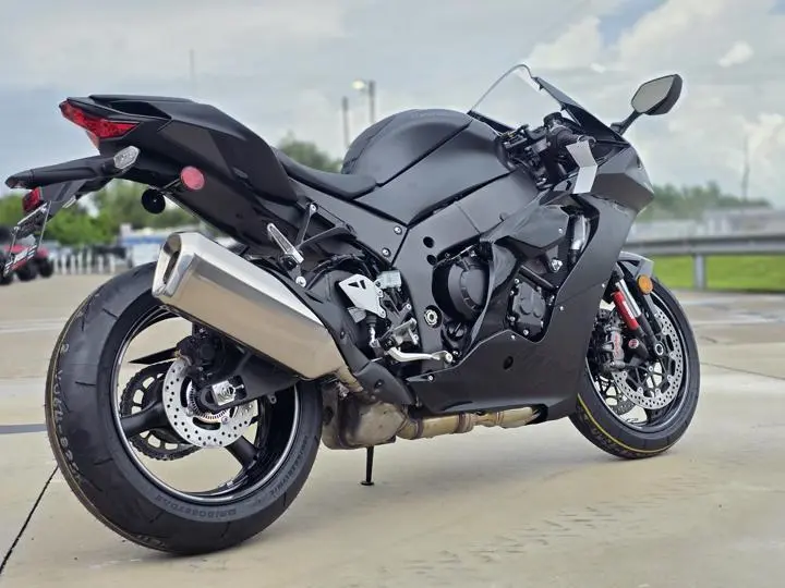 2025 Kawasaki Ninja ZX-10R ABS - Photo 8