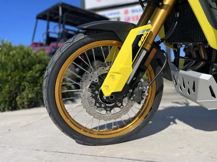 2024 Suzuki V-Strom 800de Adventure - Photo 3