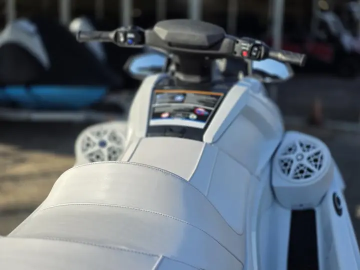 2025 Yamaha WaveRunners Vx Cruiser With Audio - Photo 10