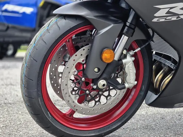 2026 Suzuki Gsx-R 600 - Photo 3