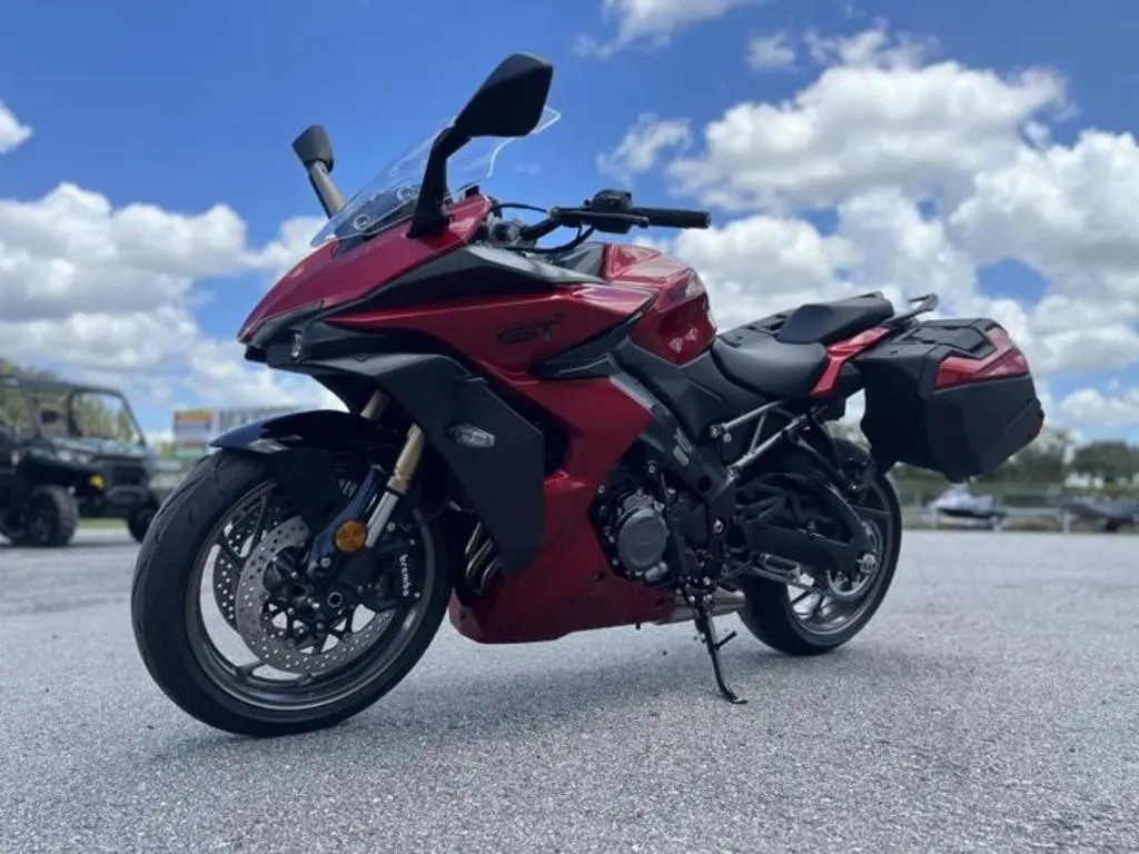 2024 Suzuki GSX-S1000GT Plus - Photo 2
