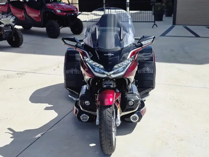 2021 Honda® Gold Wing Tour Automatic Dct Trike - Photo 12