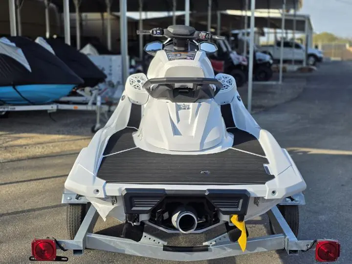 2025 Yamaha WaveRunners Vx Cruiser With Audio - Photo 5