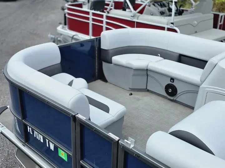 2024 Bentley Pontoons 16 LE - Photo 6