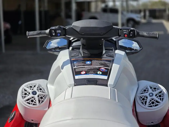 2025 Yamaha WaveRunners Vx Limited - Photo 14
