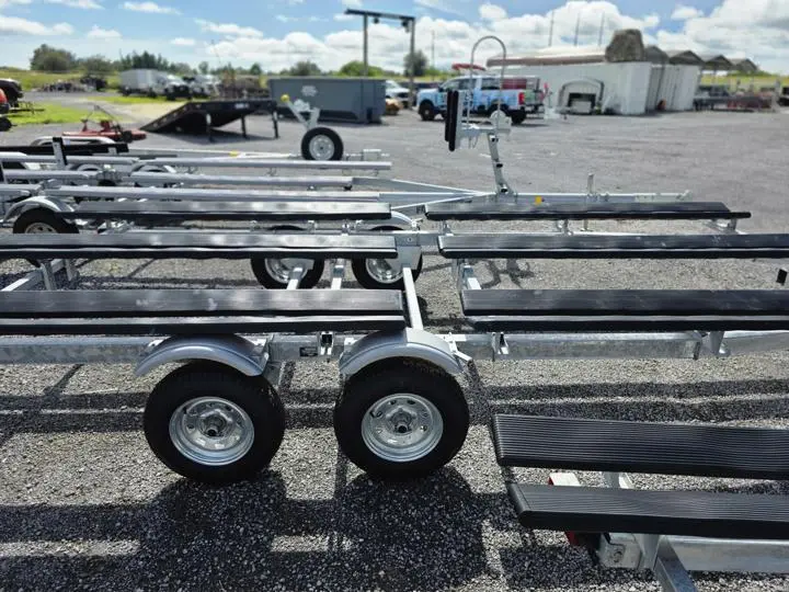 2026 Continental Trailers 20-22 Ft Tri-Toon Trailer - Photo 7