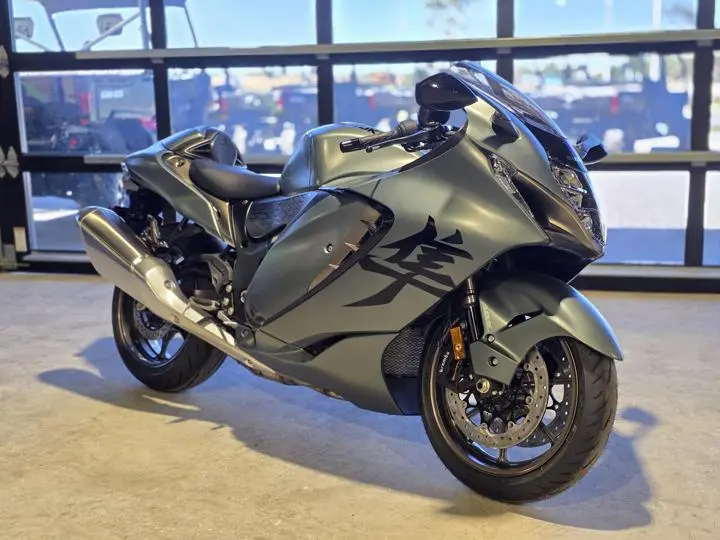 2025 Suzuki Hayabusa - Photo 12