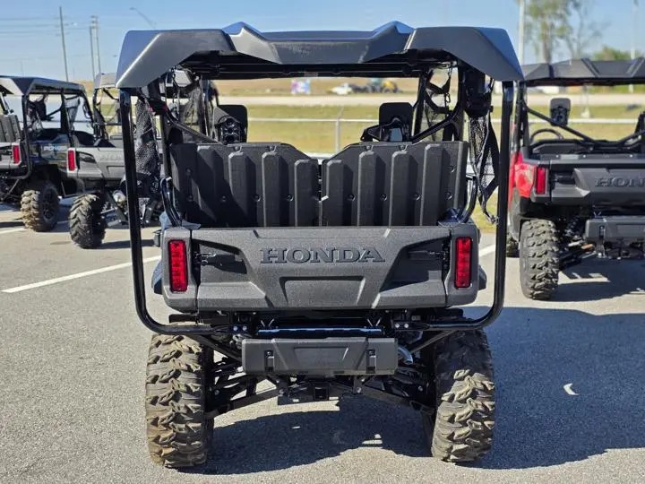 2025 Honda® Pioneer 1000-5 - Photo 8
