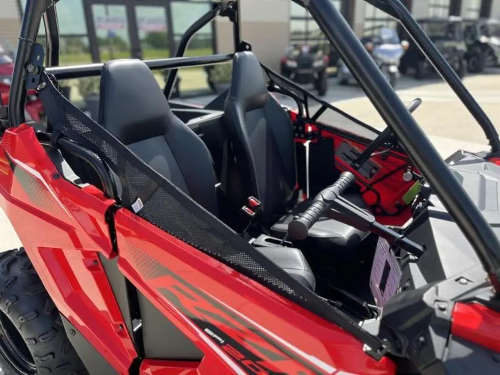2025 Polaris® RZR 200 EFI - Photo 12