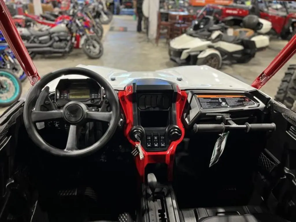 2024 Honda® Talon 1000R-4 FOX Live Valve - Photo 16