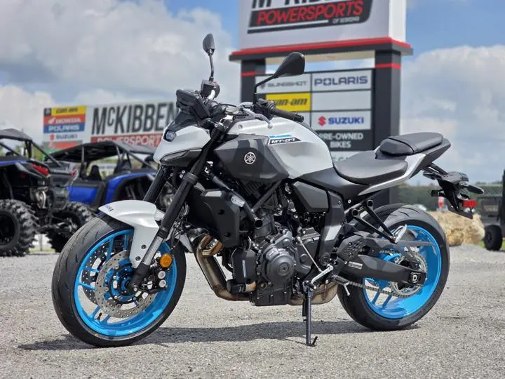 2025 Yamaha Mt-07 - Photo 2