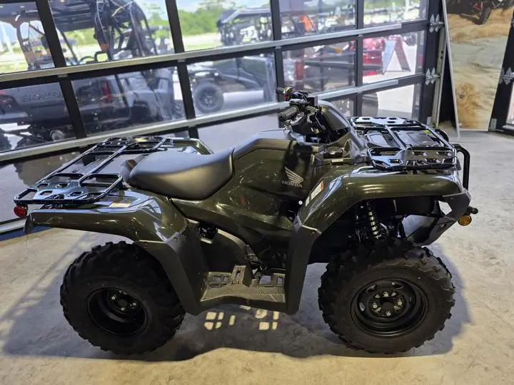 2025 Honda® Fourtrax Rancher 4x4 - Photo 17