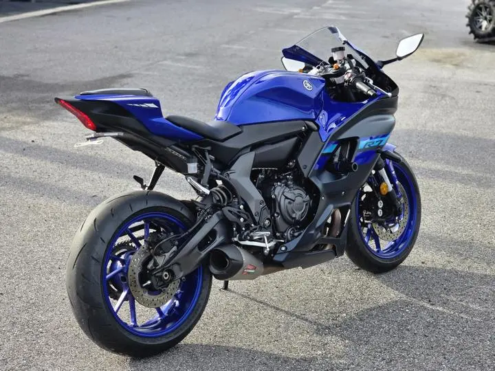 2024 Yamaha Yzf-R7 - Photo 16
