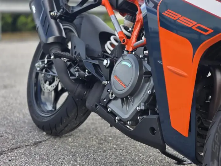 2024 Ktm Rc 390 - Photo 13
